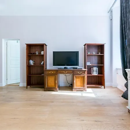 Old Town Spacious Apartment Tallinn